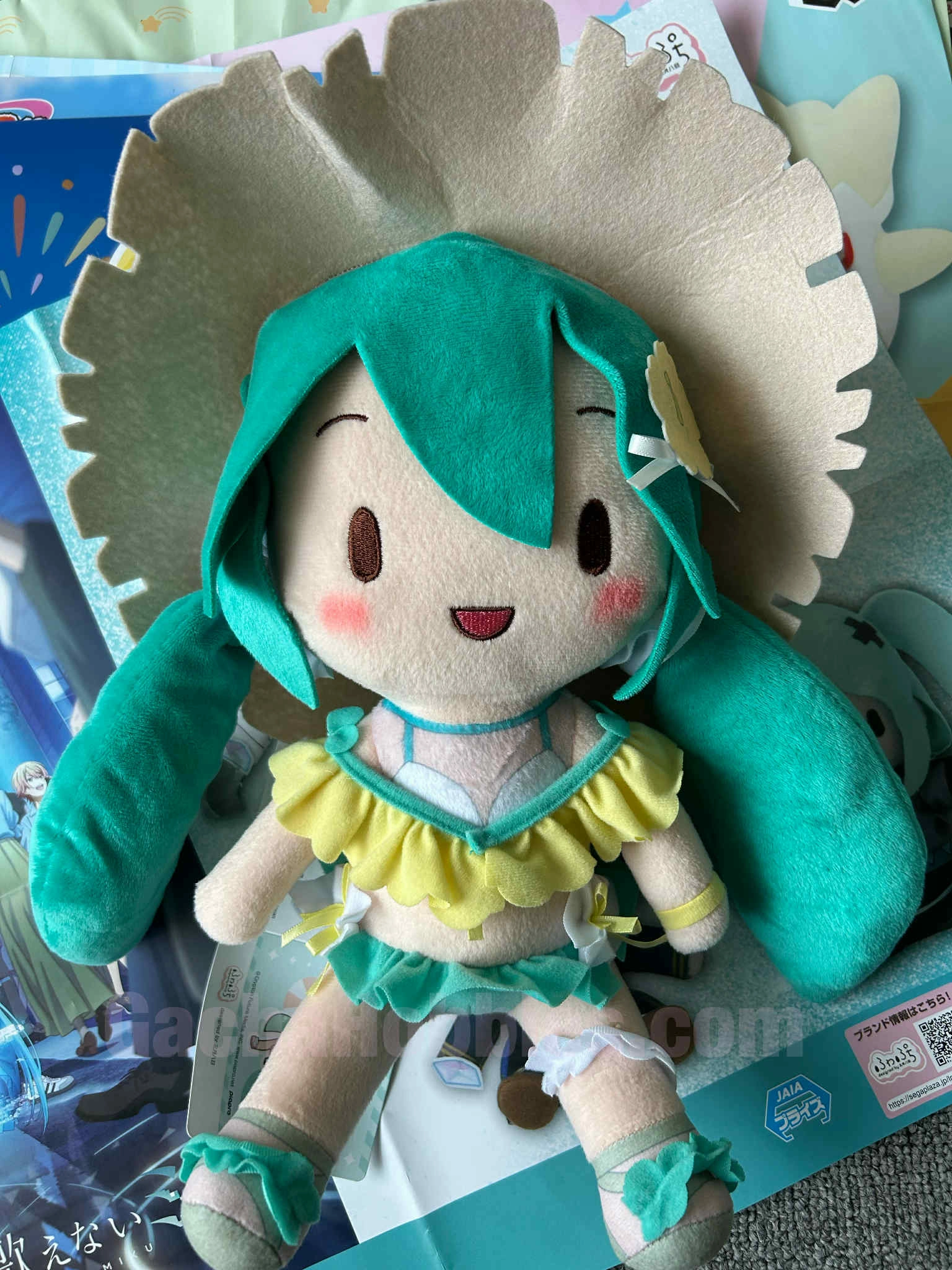 Sega Fuwapuchi Hatsune Miku Holiday Mood Medium Plush (In-stock) Metal Craft Bathroom Accent