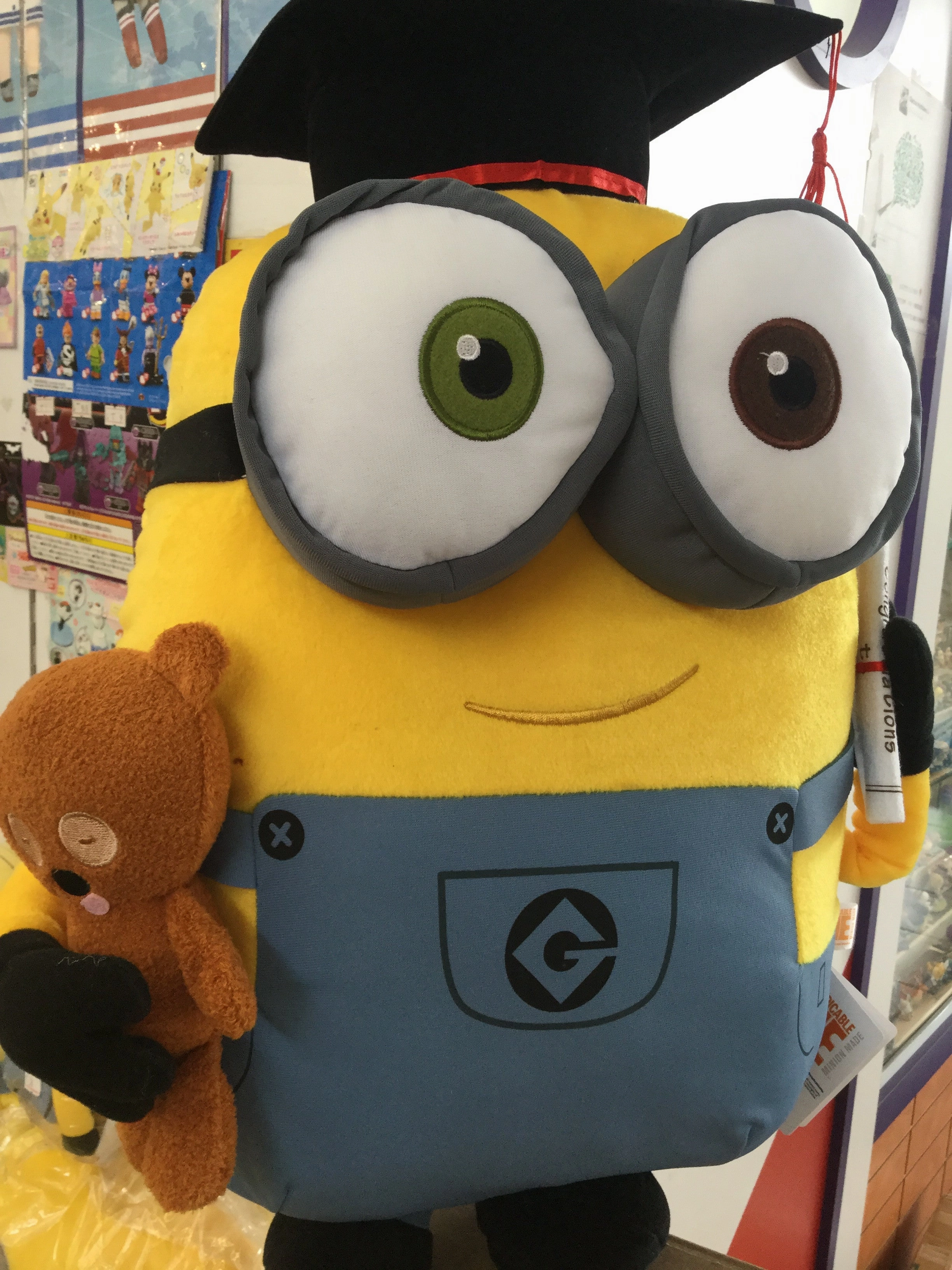 Graduation Minion Bob with Teddy Bear Home Office highly recommended