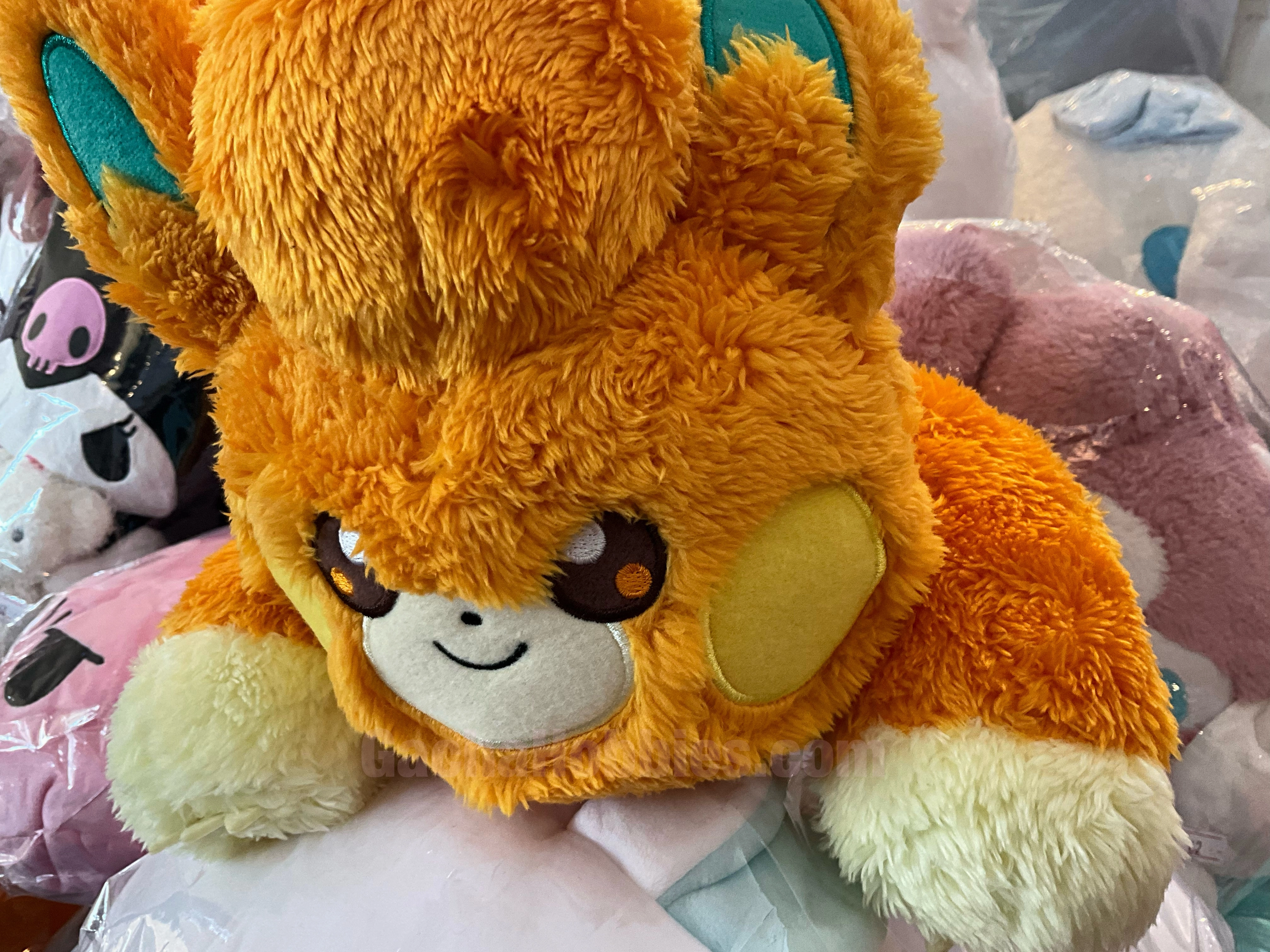 Pokemon Scarlet and Violet Pawmi Furry Medium Plush (In-stock) Collectible piece