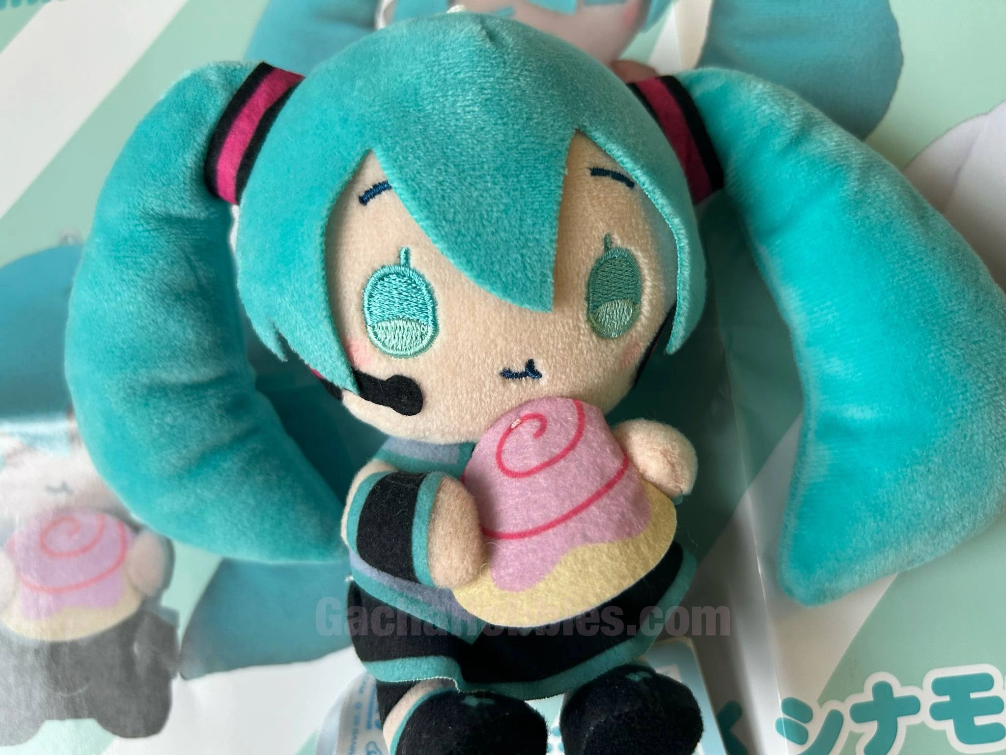 FuRyu Hatsune Miku x Sanrio Cinnamoroll Sleepy Small Plush Keychain Type A (In-stock) Summer Toy