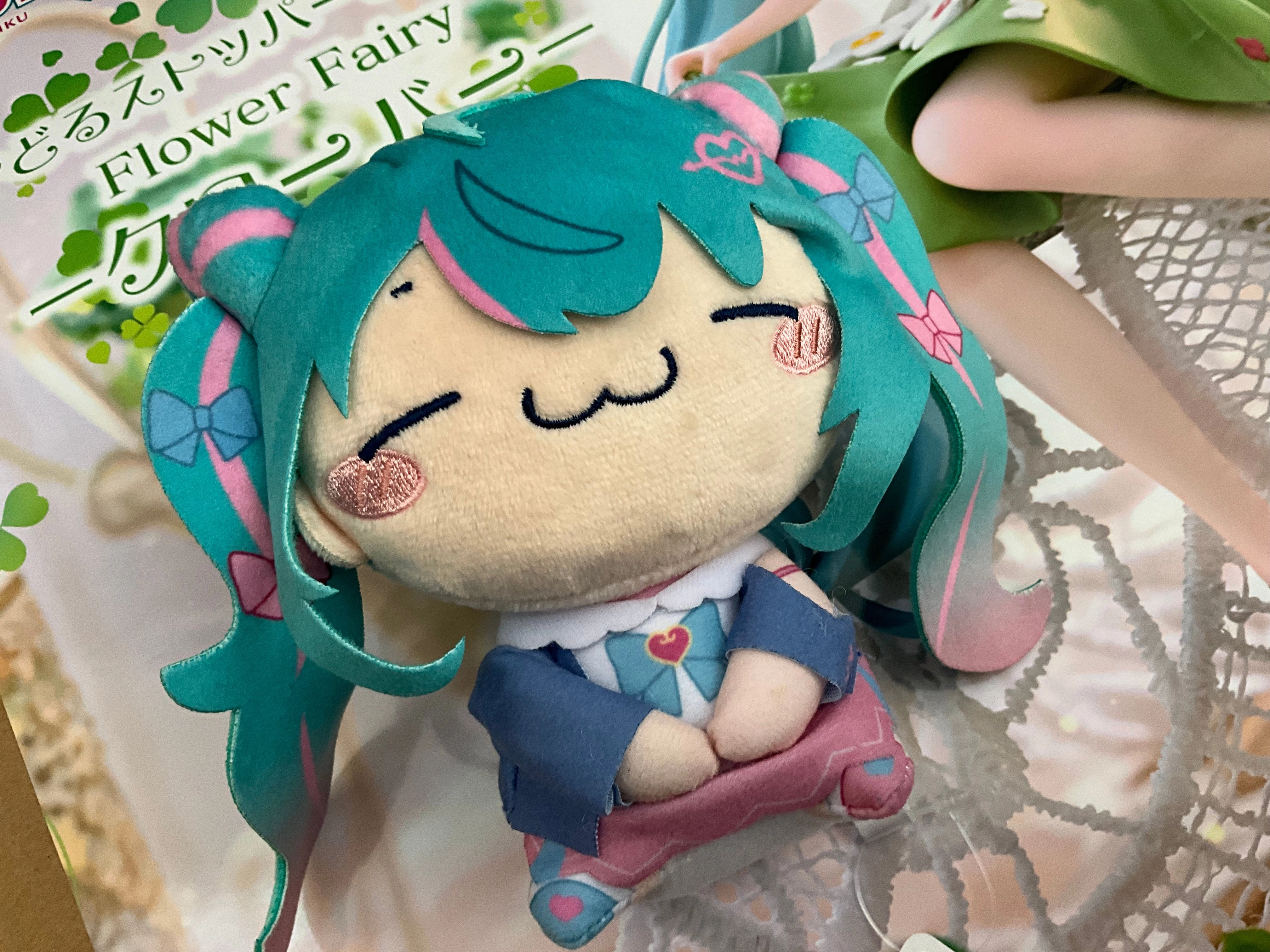 Twitch Channel Robot Item FuRyu Mochipico Hatsune Miku Love Sailor Small Plush Keychain Type A (In-stock)