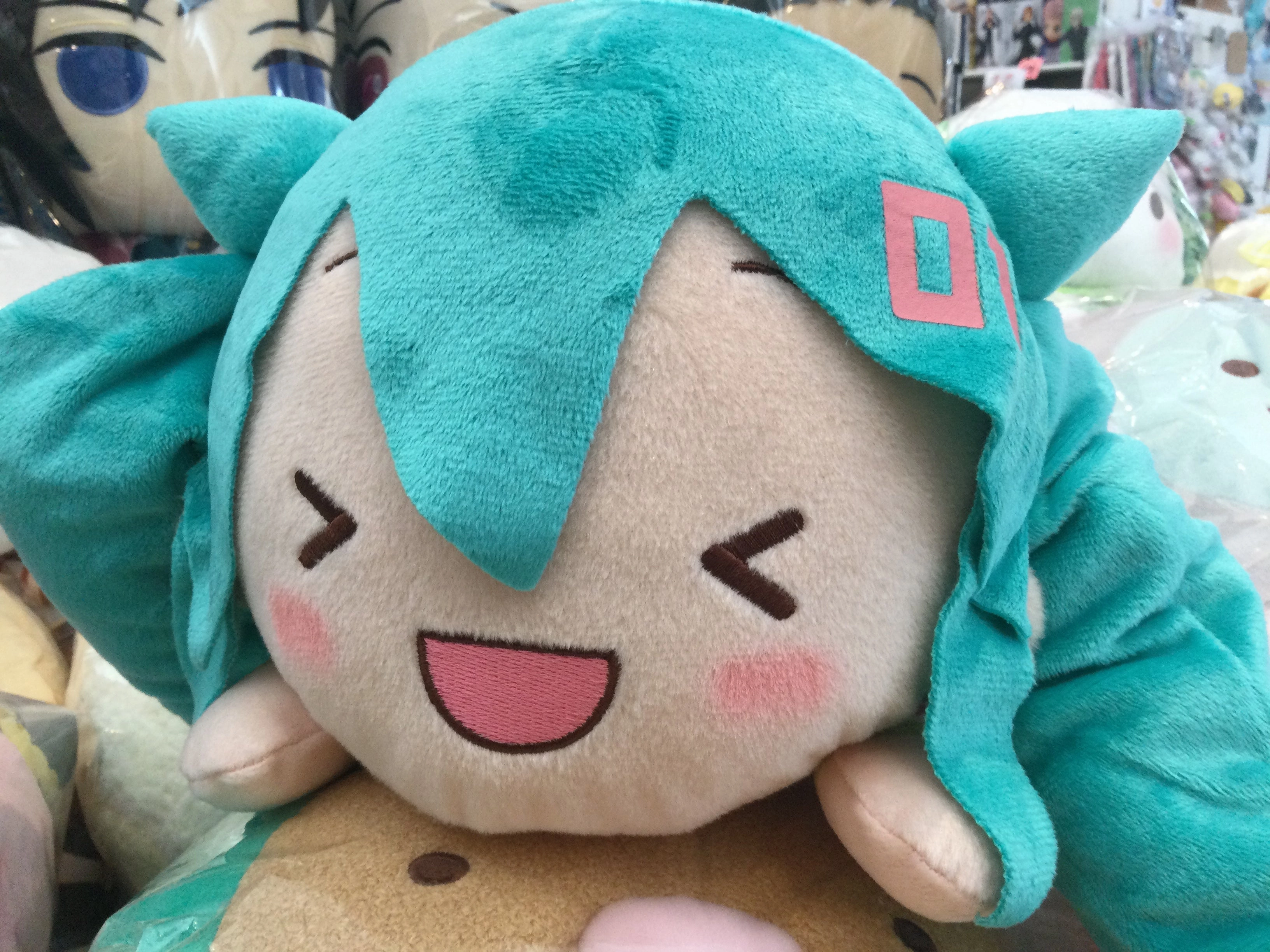 Flying Pose Top Rated Fuwapuchi Hatsune Miku Cat Eyes Winking Sporty Outfit Live Audience Lying Down Medium Plush (In-stock)