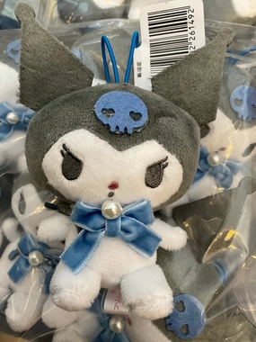 Sanrio Kuromi Blue Velvet Ribbon Small Plush Keychain (In-stock) Global Phenomenon PVC Decor