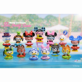 Miniature Product Pop Mart - Mickey Family Summer Series Mini Figure (Mickey, Minnie, Donald, Goofy, Chip, Dale, etc.)