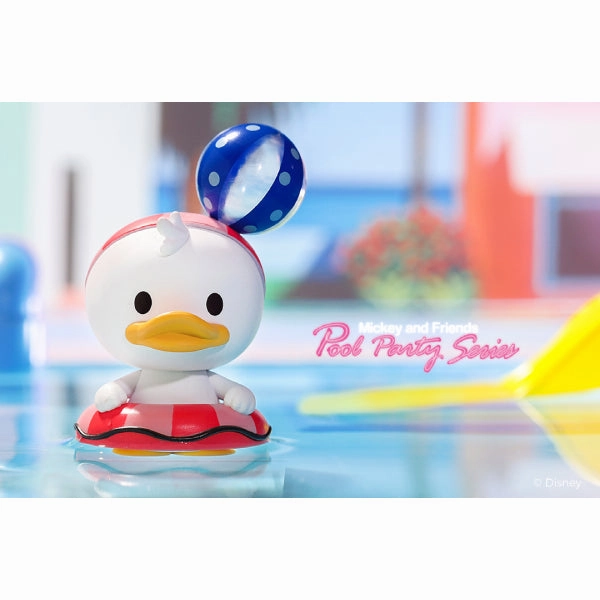 Pop Mart - Mickey Family Summer Series Mini Figure (Mickey, Minnie, Donald, Goofy, Chip, Dale, etc.) Amateur Hobby