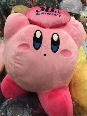 Action Showcase PVC Collectible PINK PUFFY POWER Kirby 30th Anniversary Holds Heart Big Plush (In-stock)