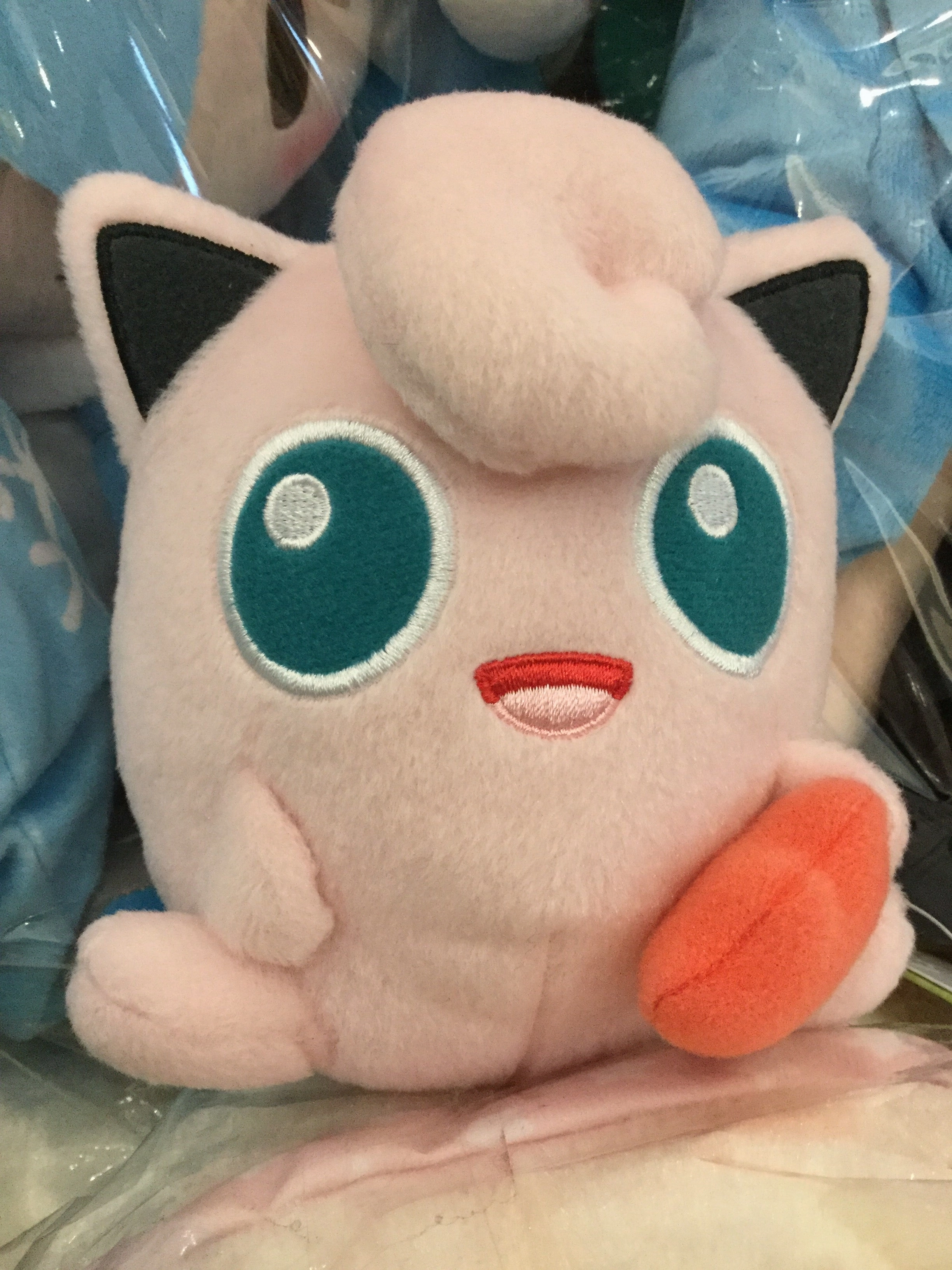Anime Merchandise Pokemon Jigglypuff Holding Berry Small Plush (In-stock)