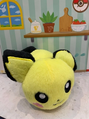Pokemon Pichu Palm Friends Series Plush (In-stock) PVC Sculpture Action Piece