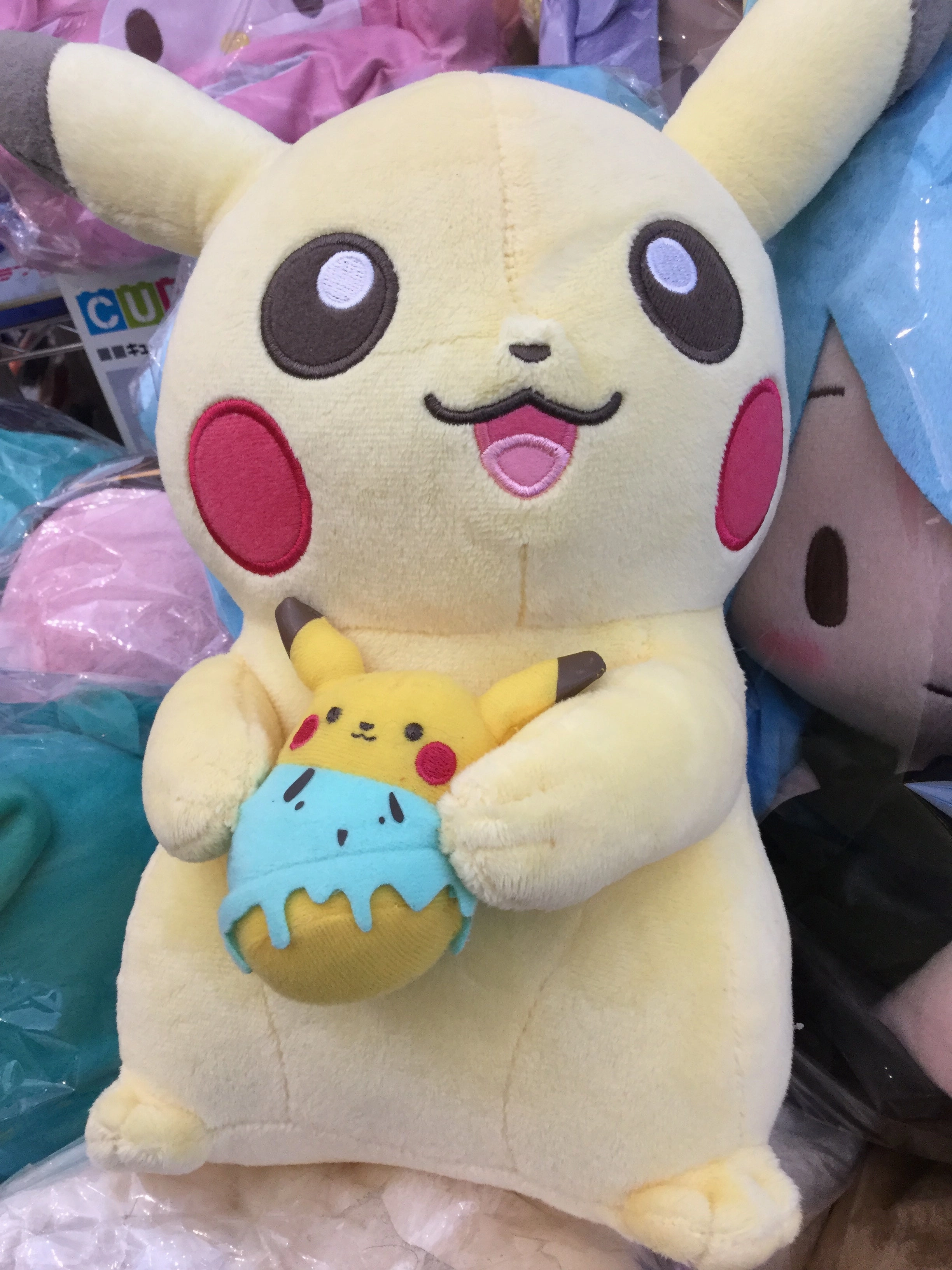 Pokemon Tea Party Pikachu with small Pikachu Medium Plush (In-stock) Action Model Miniature Goods