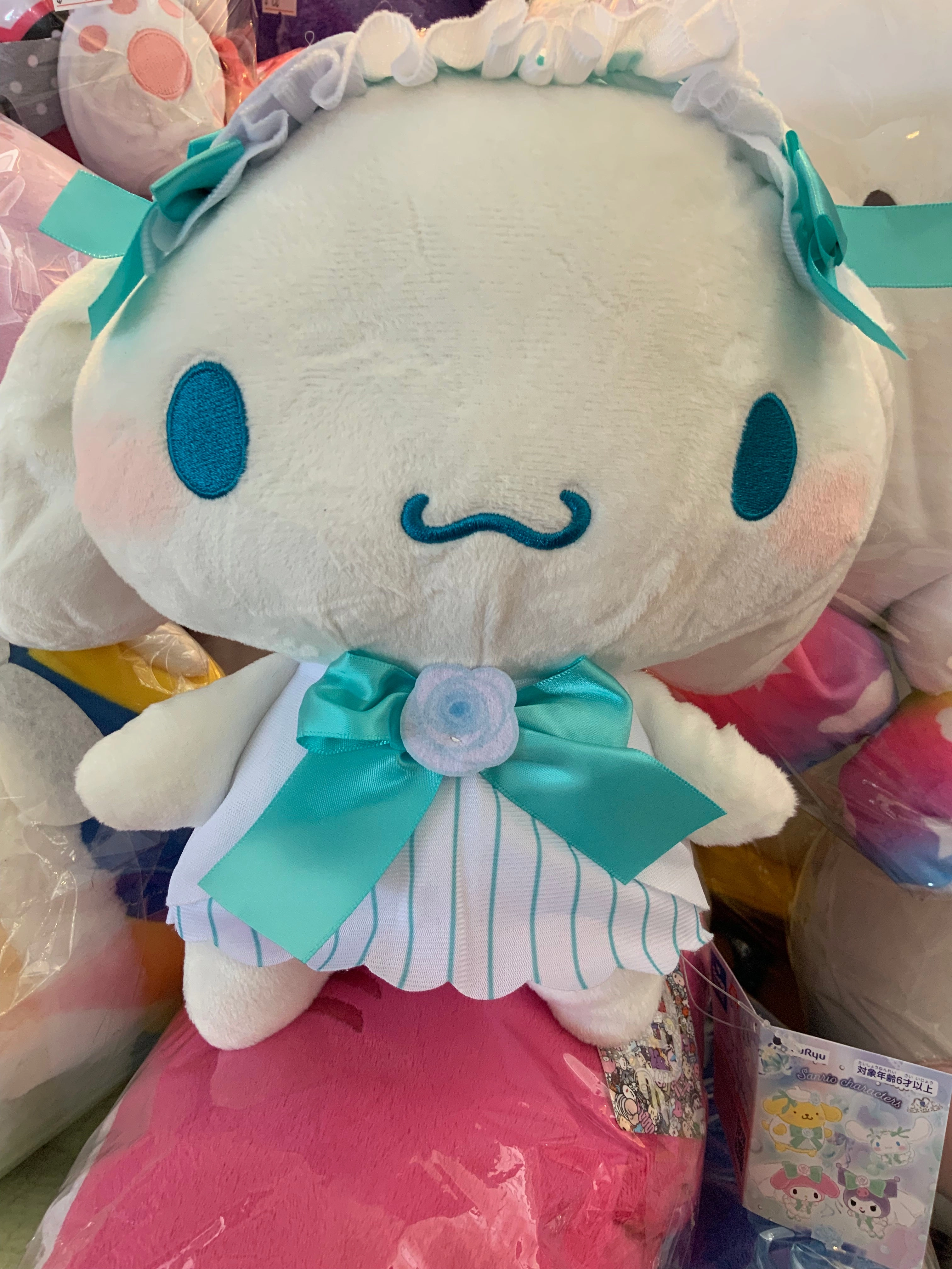 Sanrio Characters Cinnamoroll in Wedding Outfit Small Plush (In-stock) Retail Package Robot Display