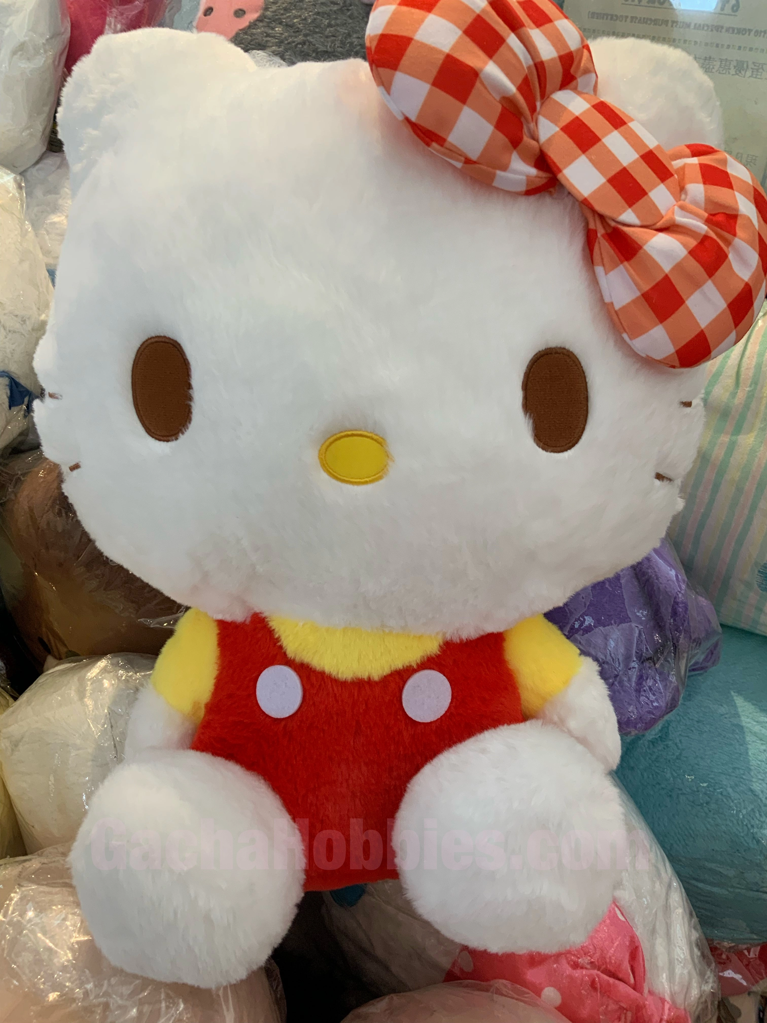 Anime Unit Sanrio Hello Kitty Red Checkered Pattern Giant Plush (In-stock)