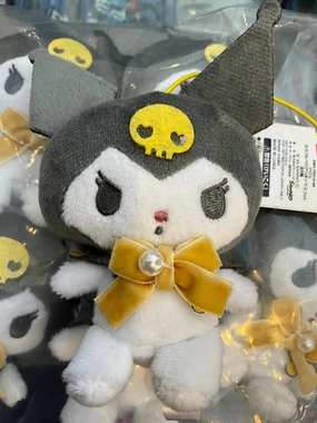 Sanrio Kuromi Yellow Velvet Ribbon Small Plush Keychain (In-stock) Action Toy Audience Favorite