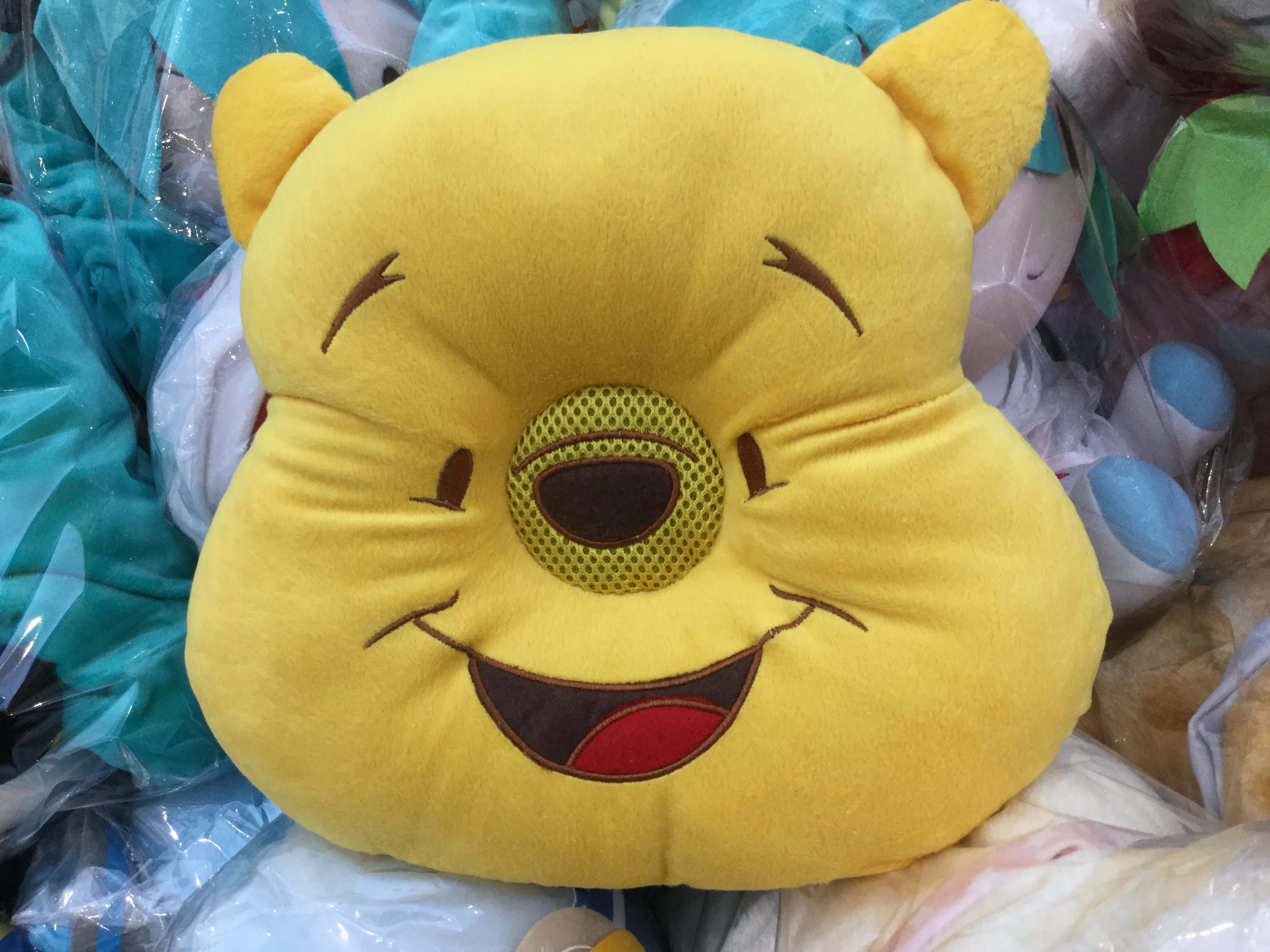 Disney Winnie the Pooh Speaker Plush (In-stock) Gallery Art
